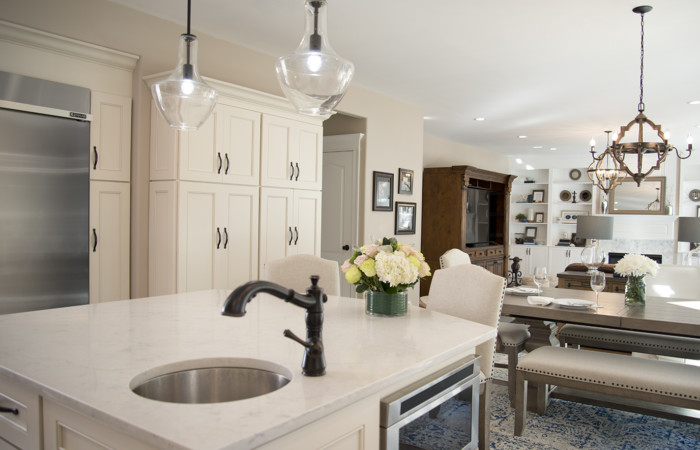 Chic Cameo Kitchen with Jefferson Door Style